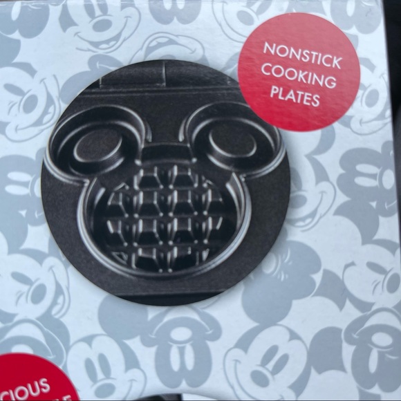 Disney Mickey Mouse waffle maker mini NEW - Picture 8 of 10